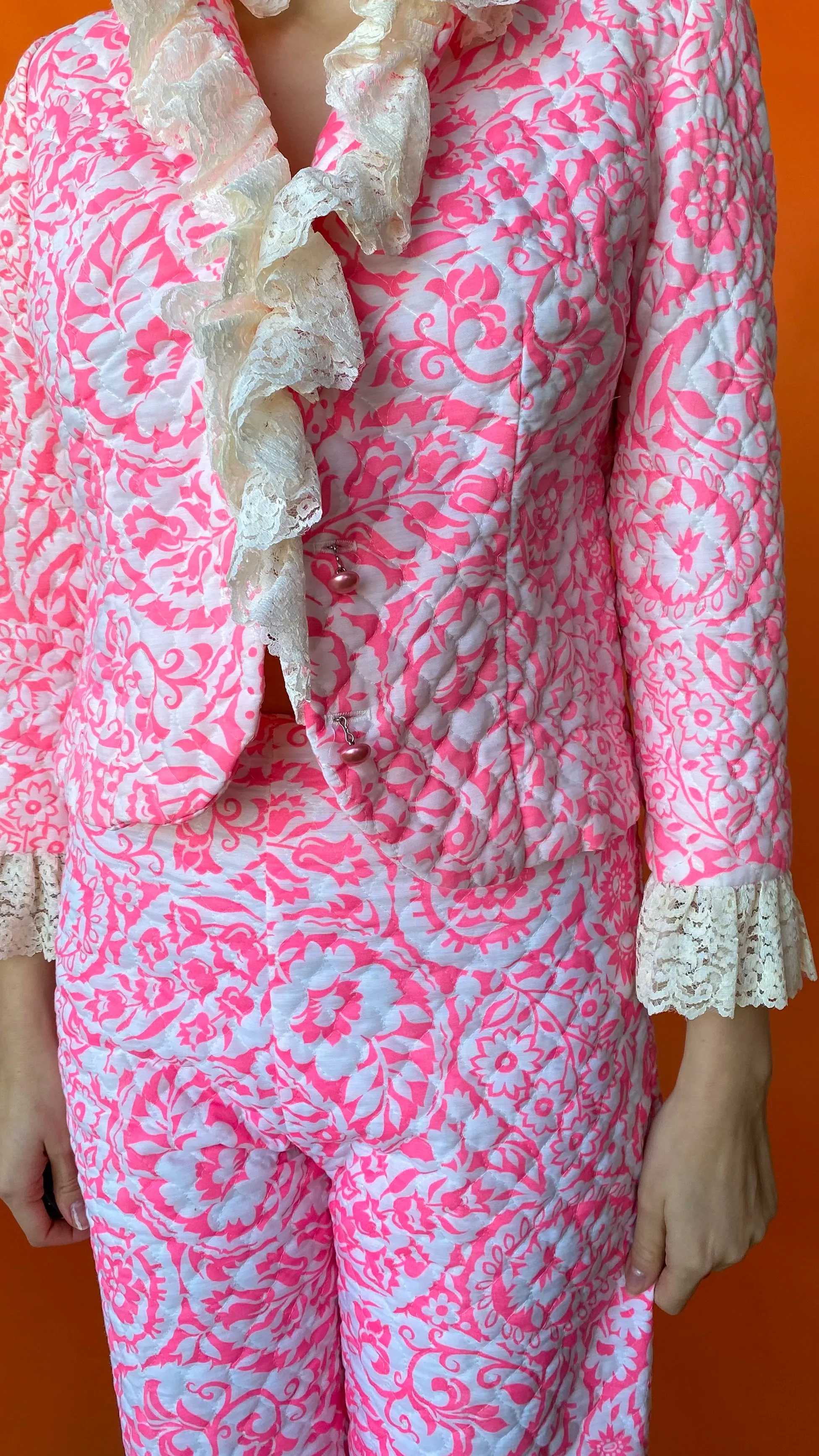 1960s Rare Pink & White Quilted Paisley Set, sz. S