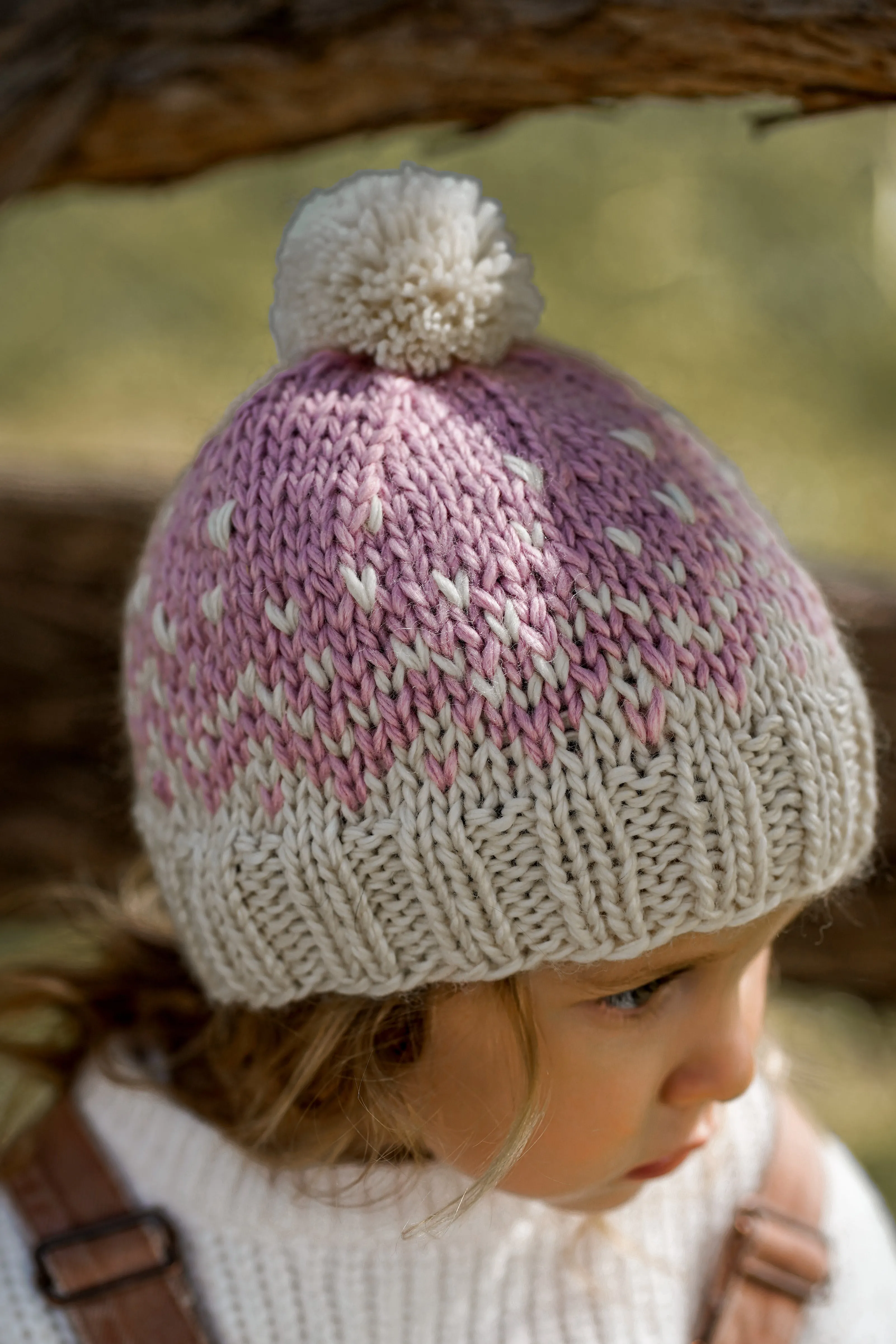 Acorn Snowflake Beanie - Pink