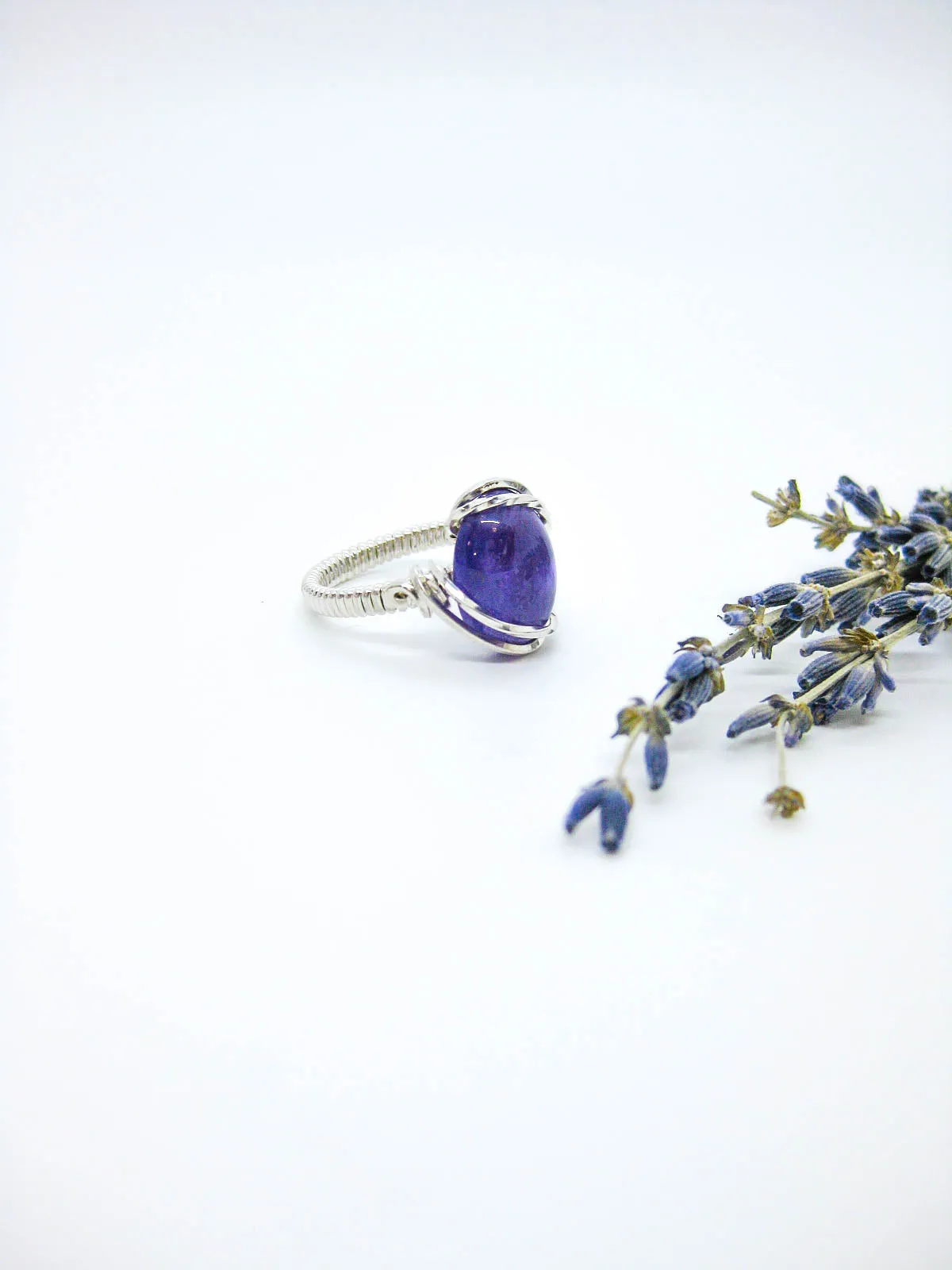 Azalea: Amethyst Ring R21oak