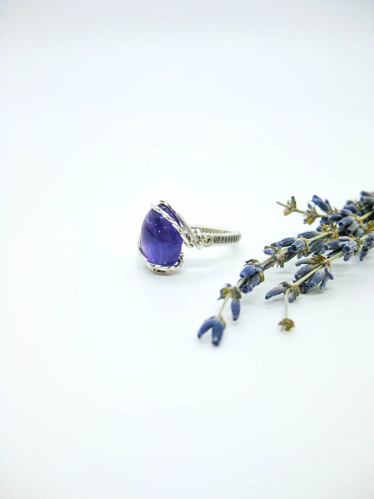 Azalea: Amethyst Ring R21oak