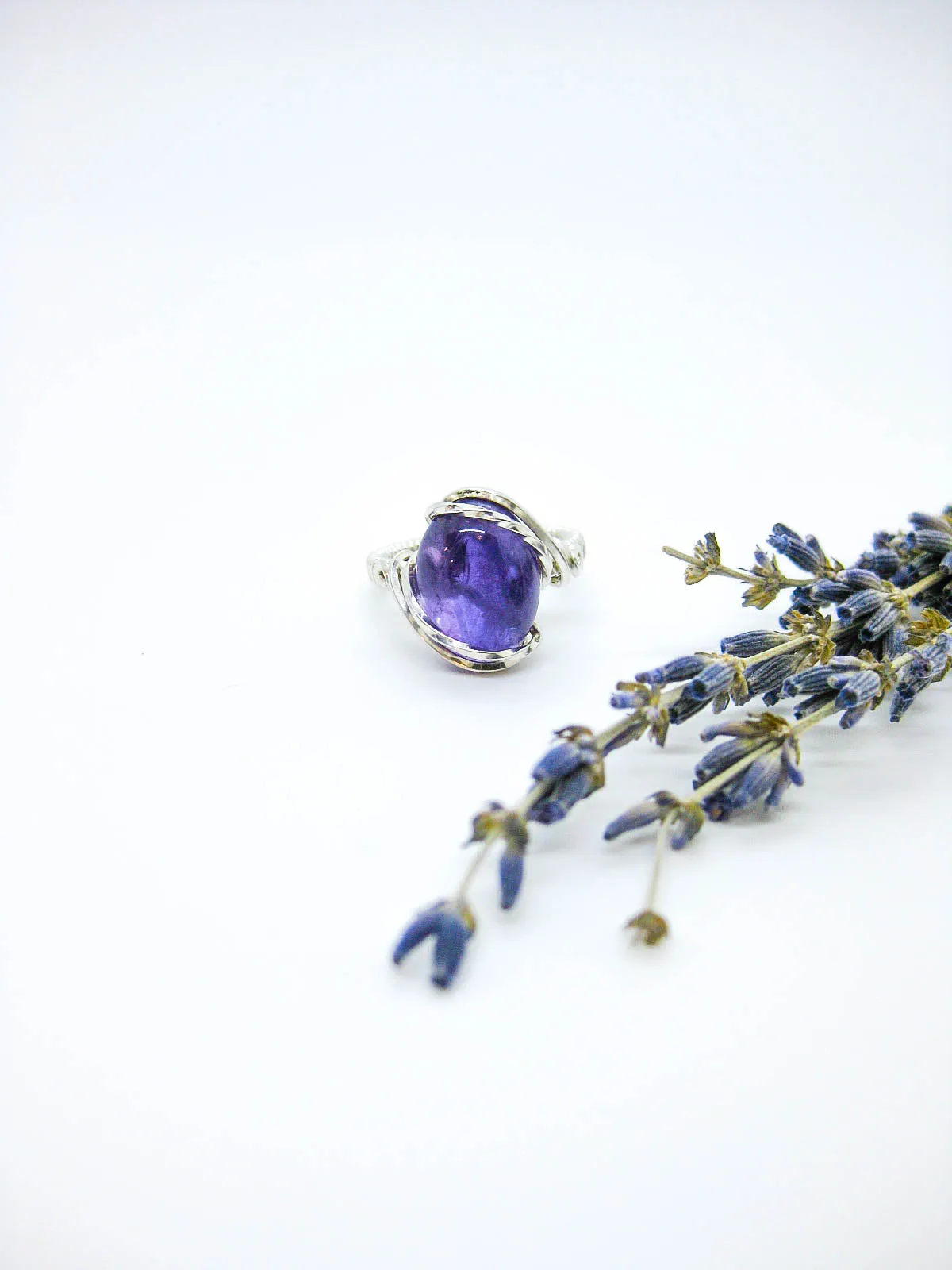 Azalea: Amethyst Ring R21oak