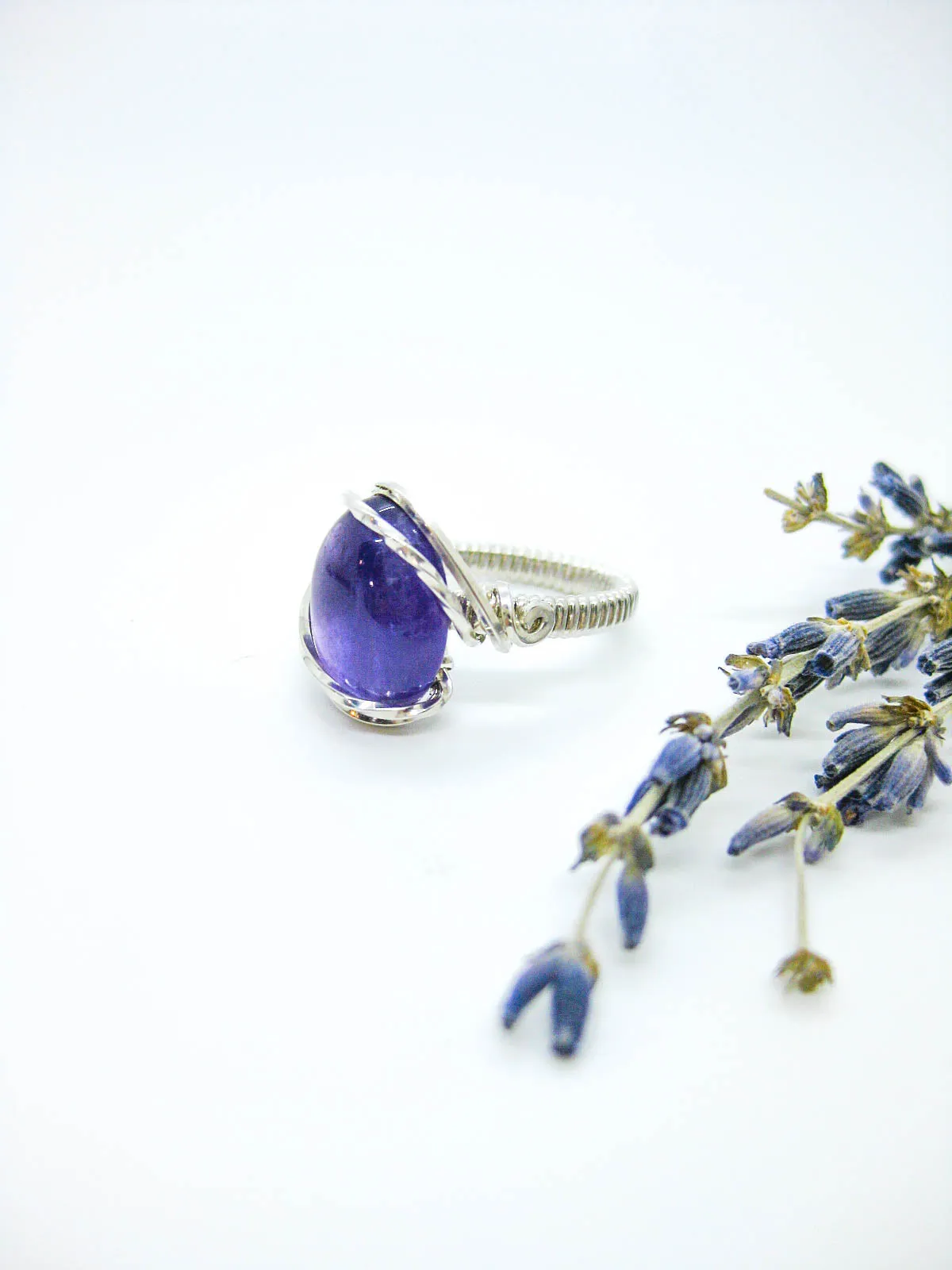 Azalea: Amethyst Ring R21oak