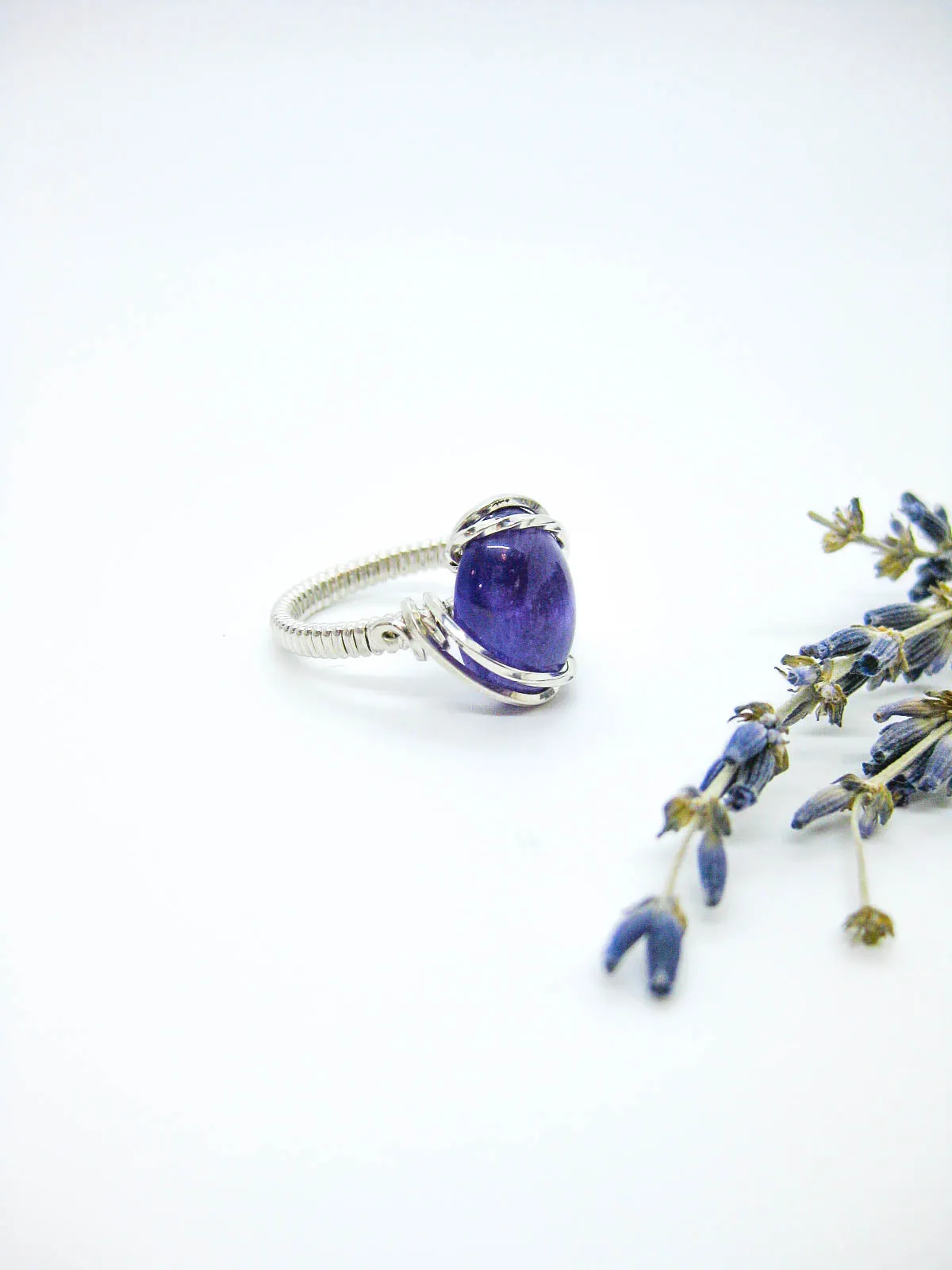 Azalea: Amethyst Ring R21oak