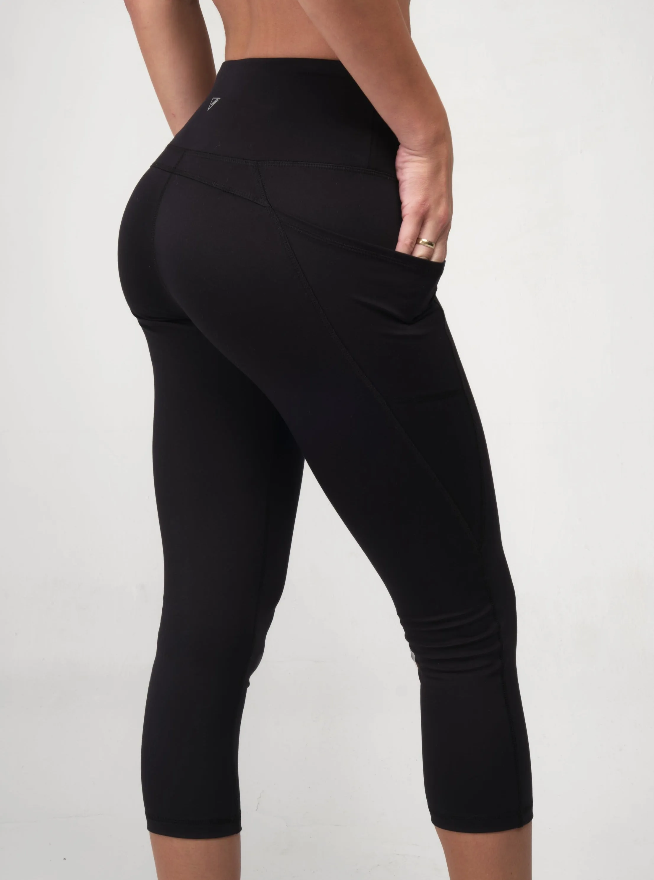 Capri Legging - Onyx