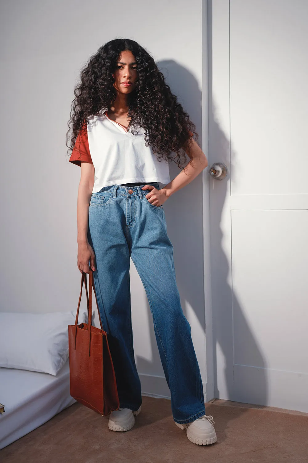 COLOUR-BLOCK COLLARED TEE