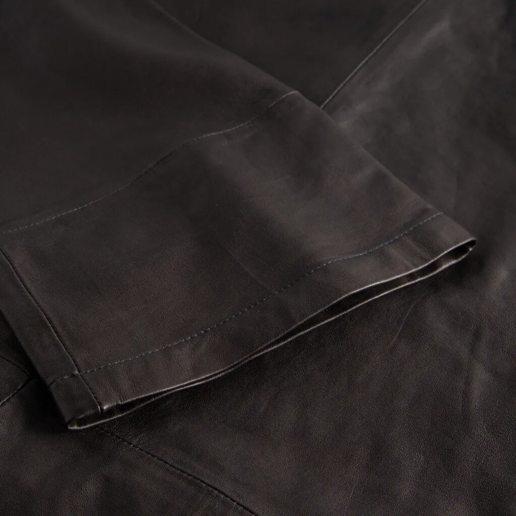 Loose leather shirt with understated details / 50652 - Charcoal