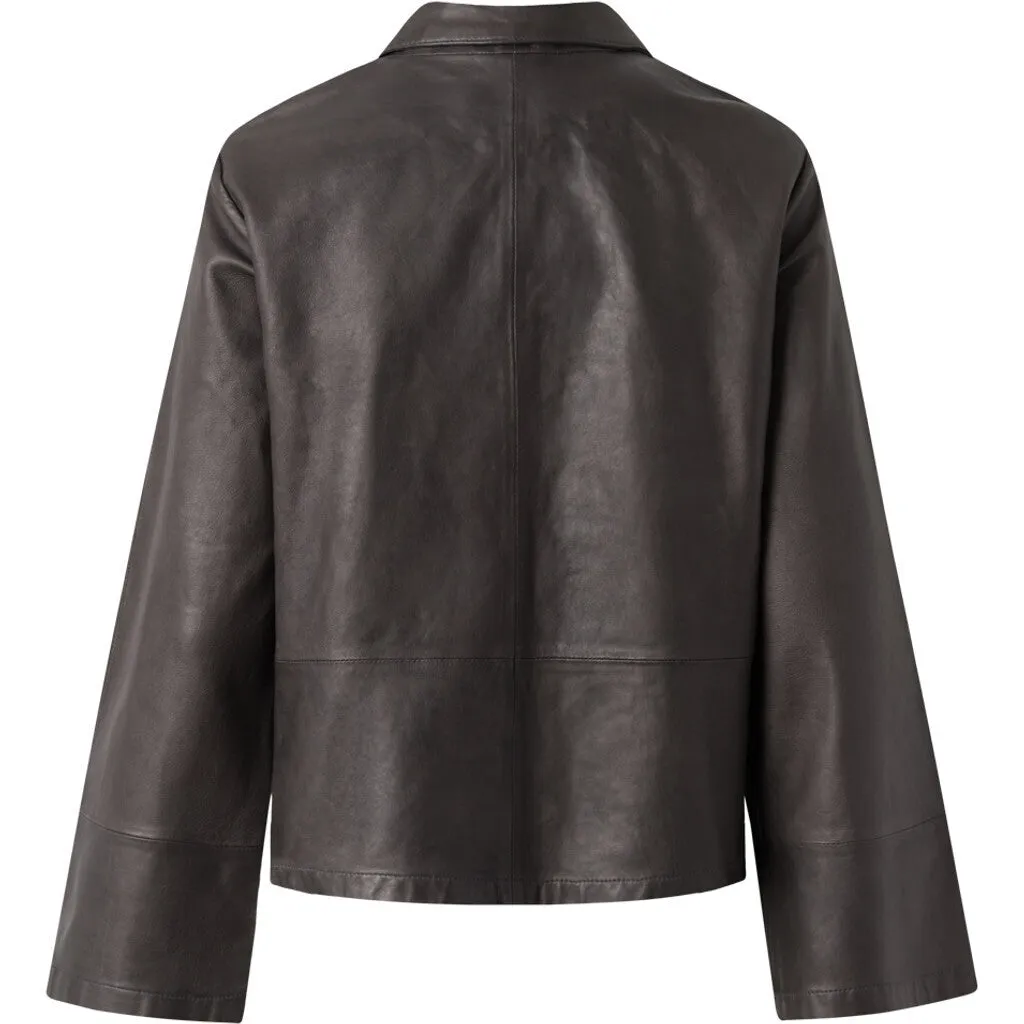 Loose leather shirt with understated details / 50652 - Charcoal