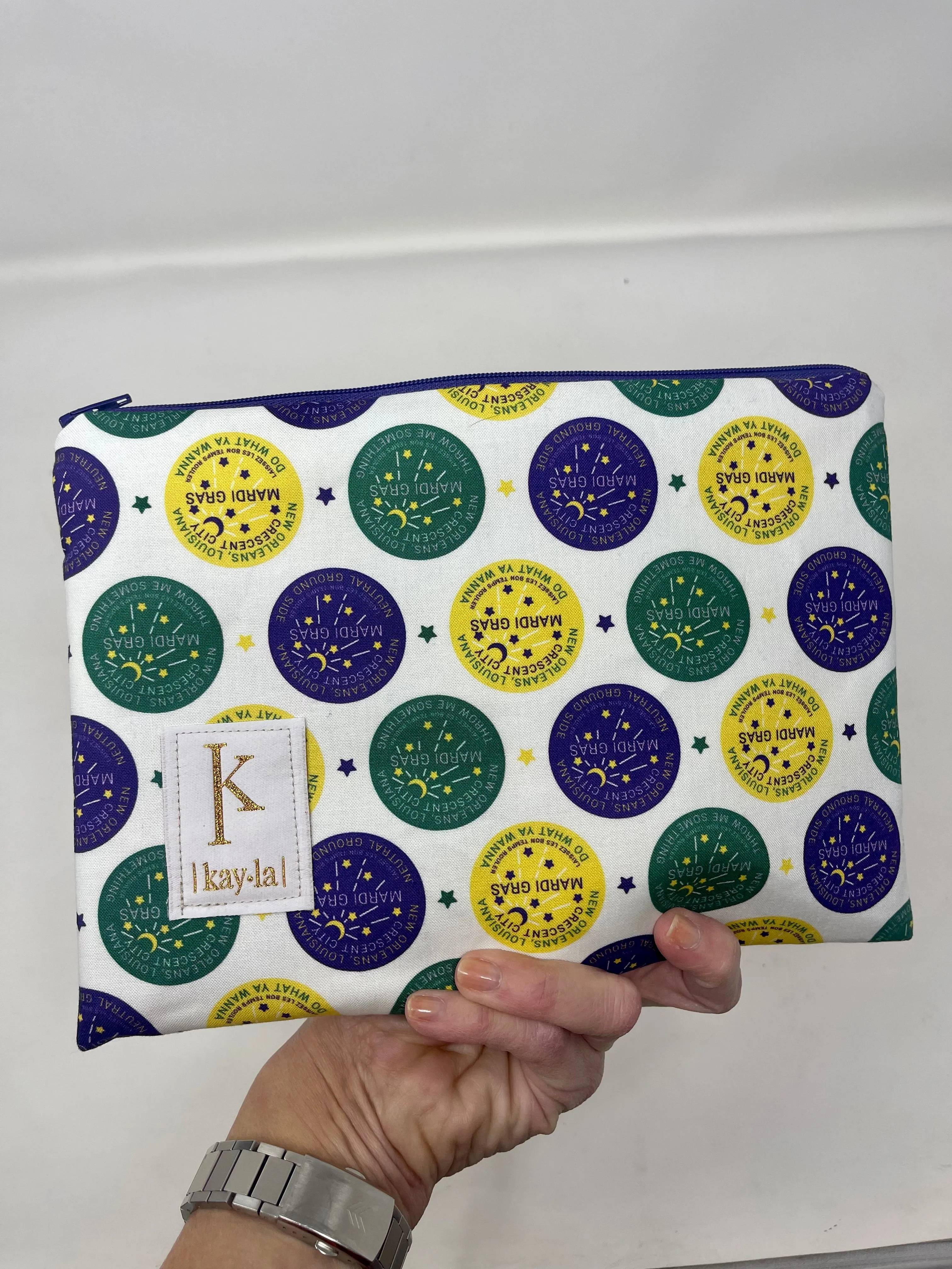 Mardi Gras doubloons, Kayla clutch