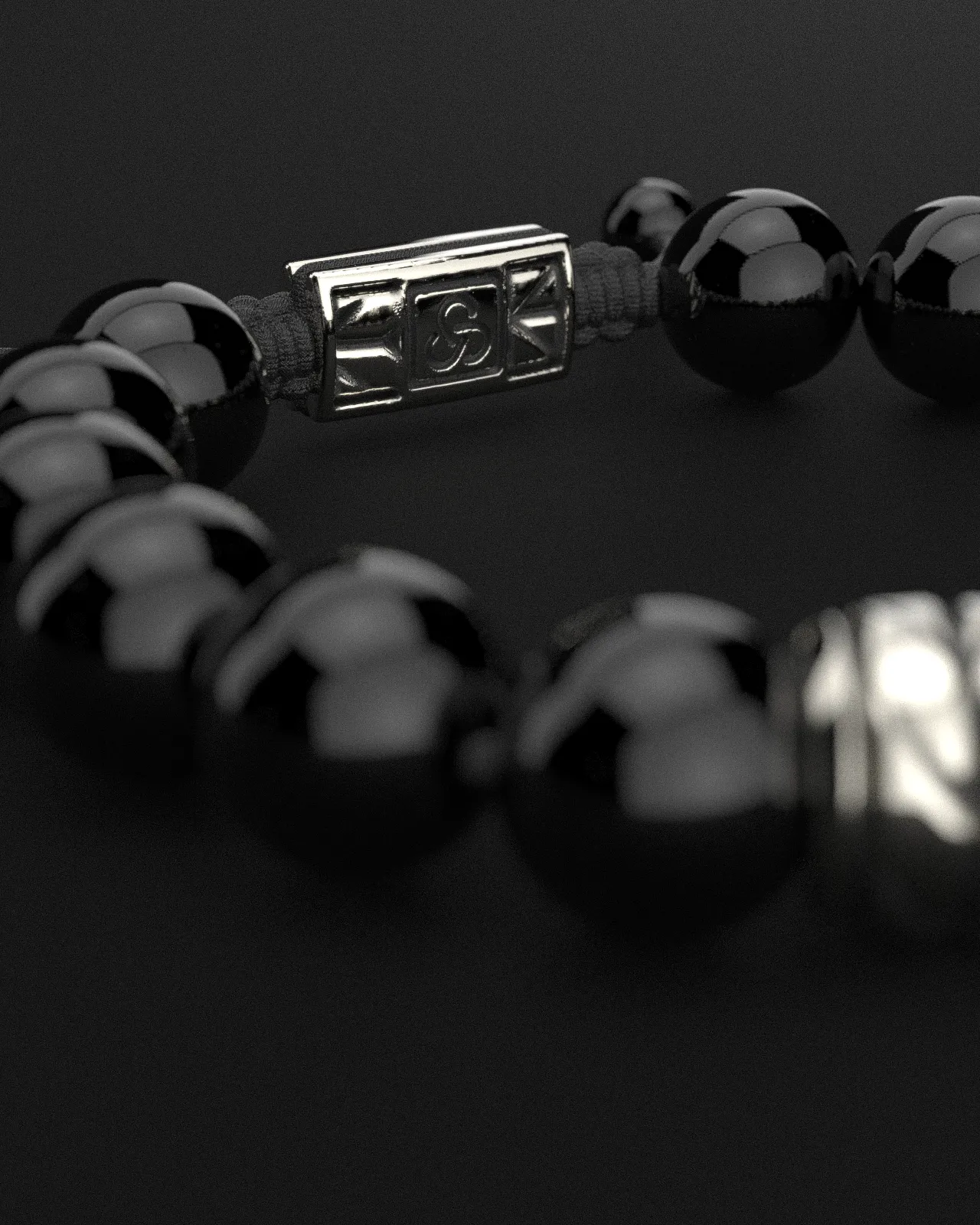 Onyx Bracelet 12mm | Woven