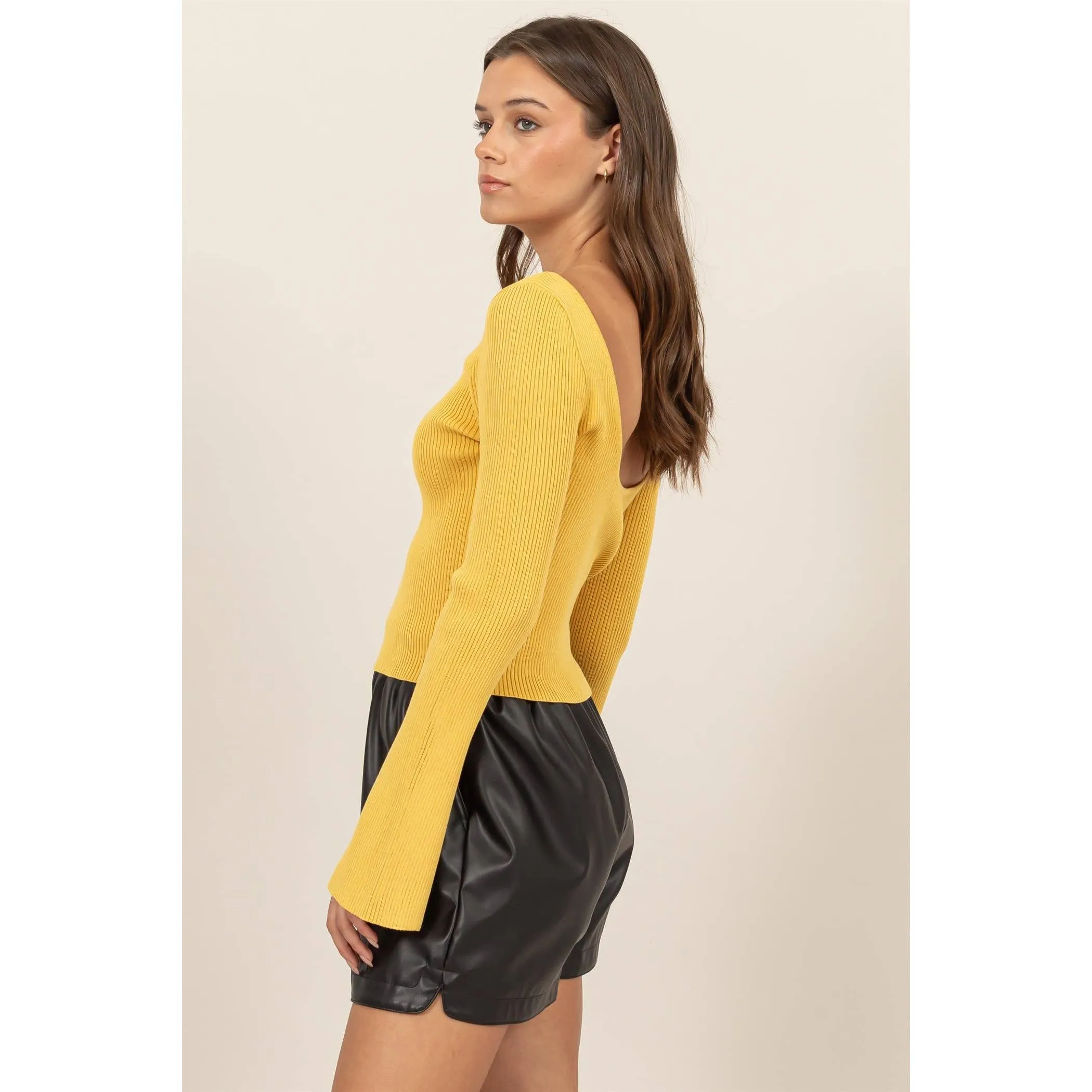 OPEN-BACK RIBBED KNIT TOP