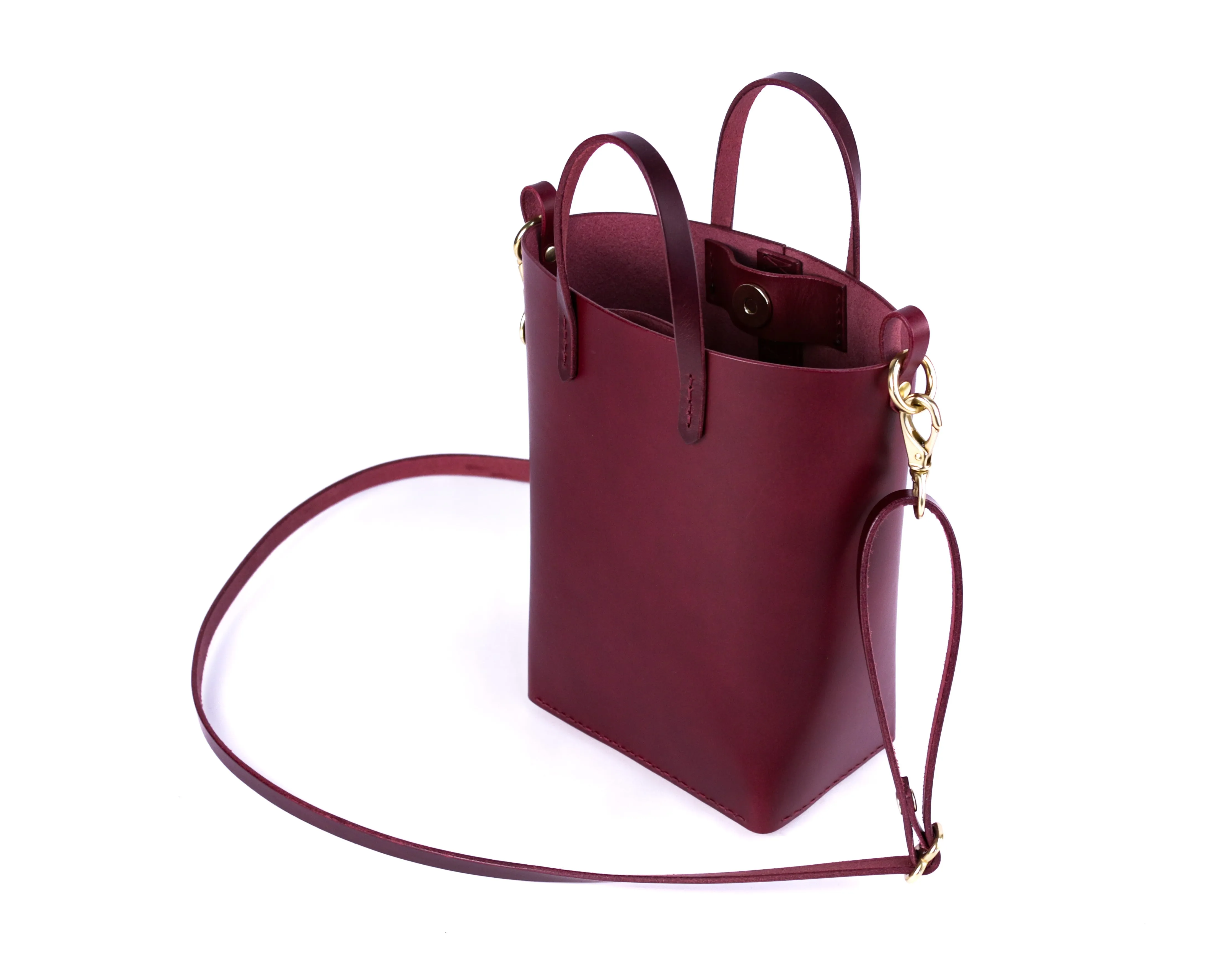 Palmetto Bucket Bag: Bordeaux