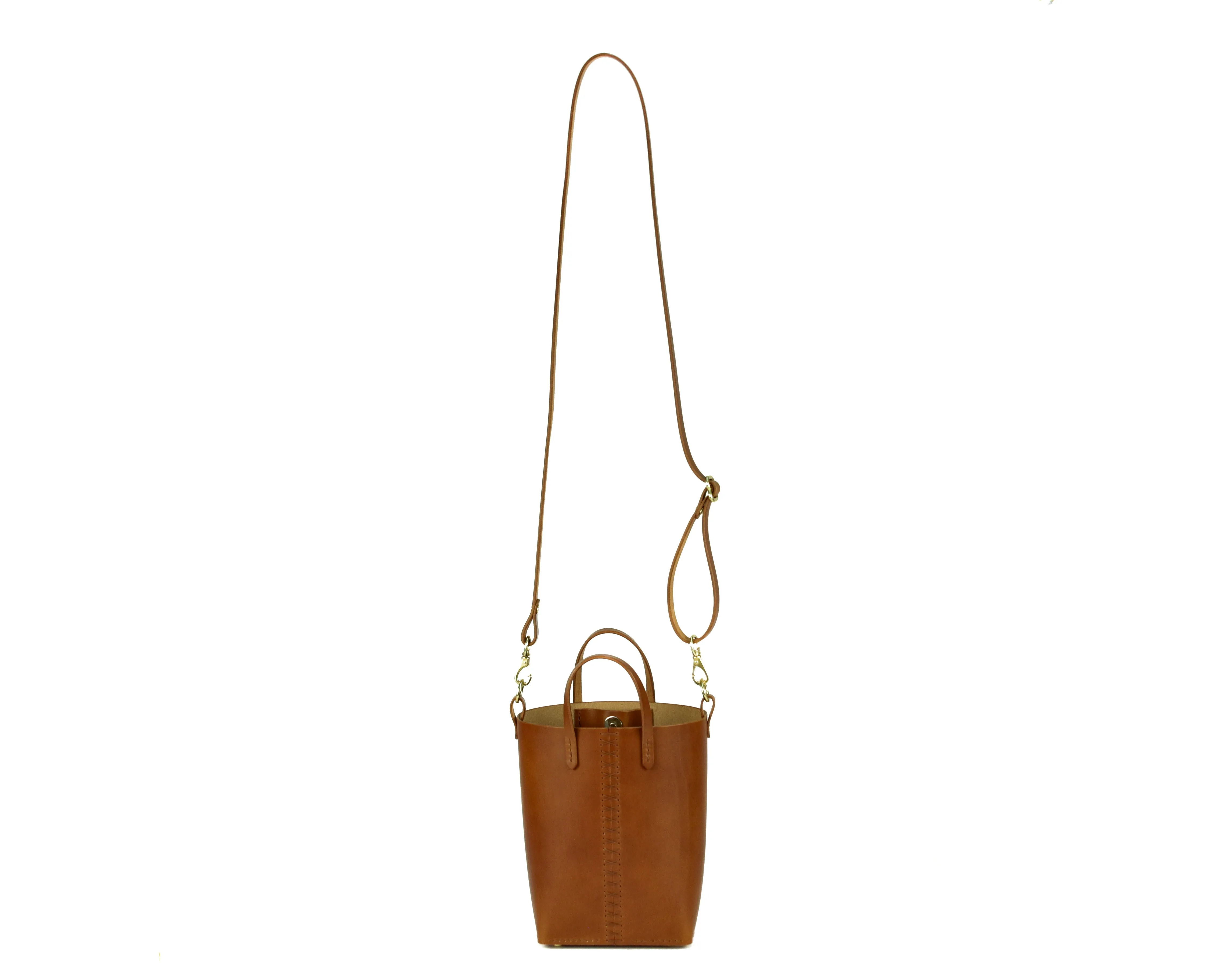 Palmetto Bucket Bag: Bordeaux