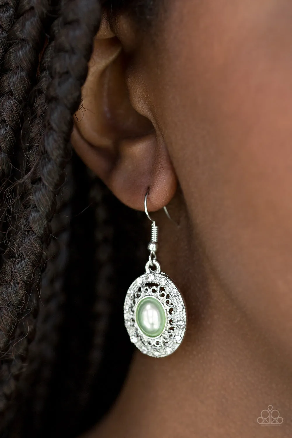 Paparazzi Good LUXE To You! - Green Earrings