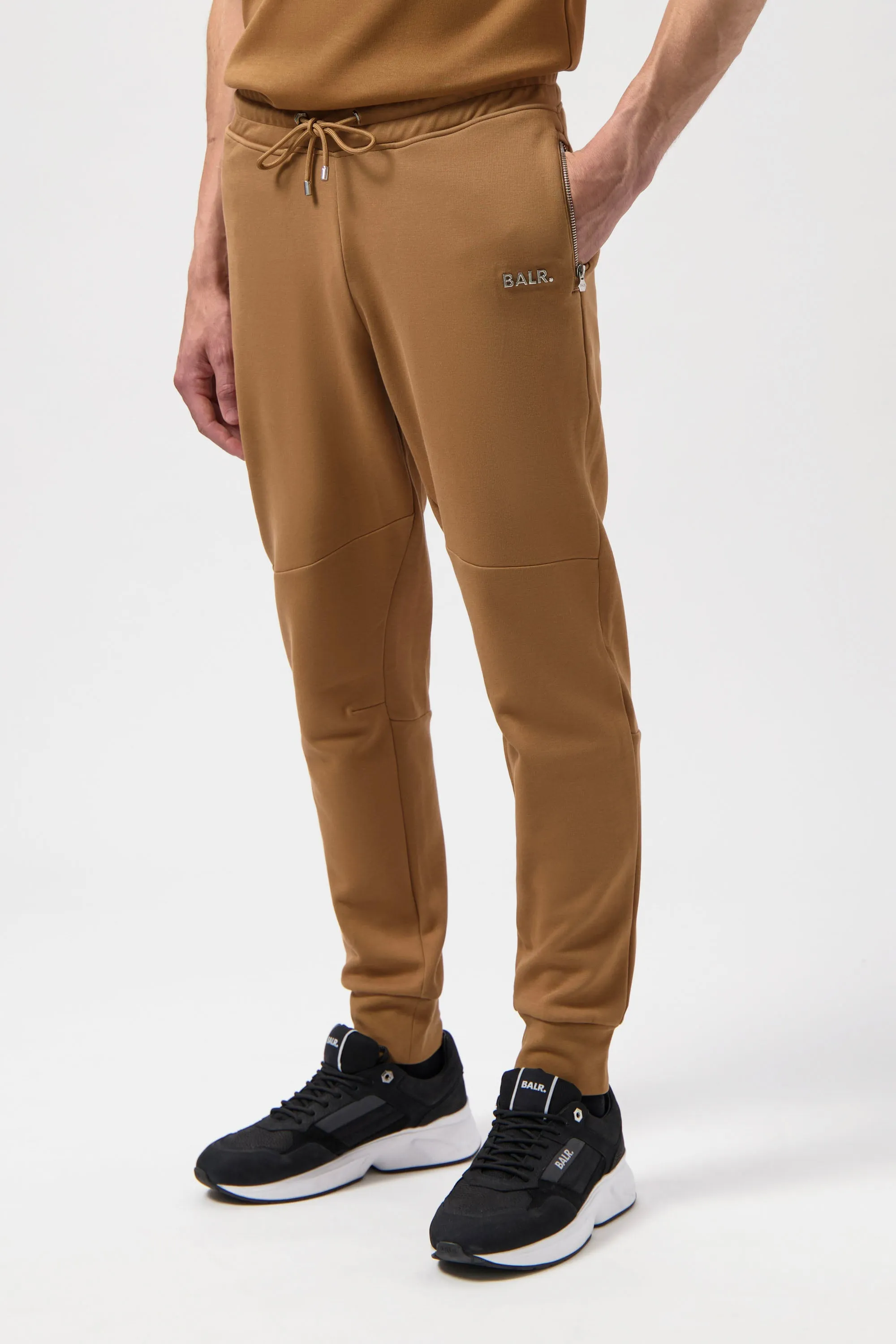 Q-Series Regular Fit Jogger Toasted Coconut