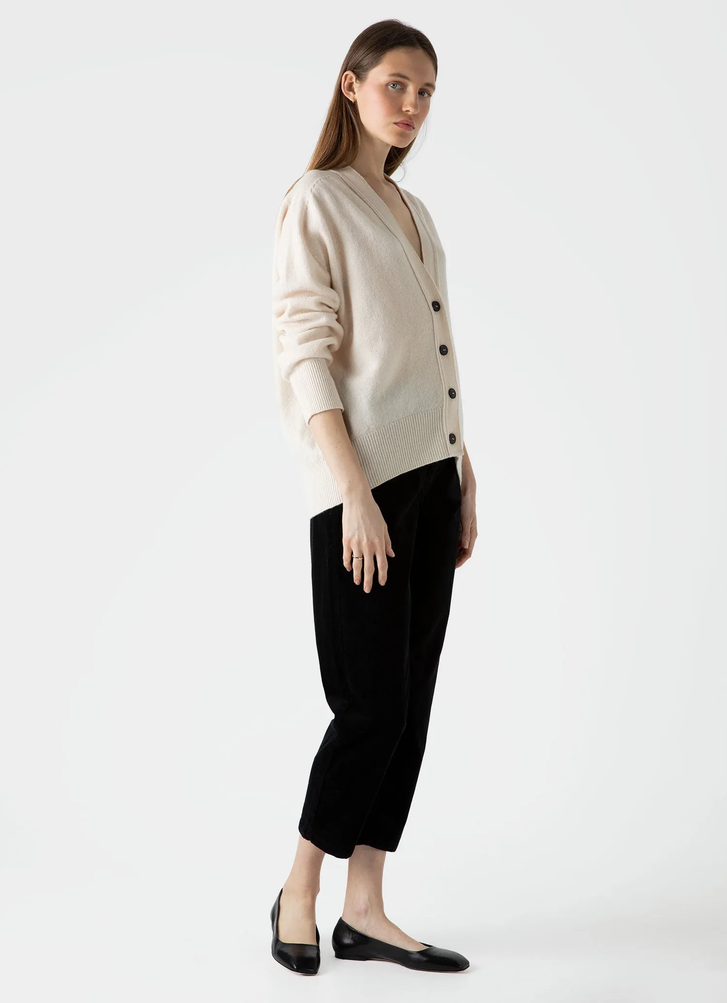 Women's Lambswool Cardigan in Ecru